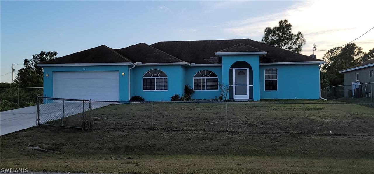 340 Pyramid Ave., Lehigh Acres, FL 33974