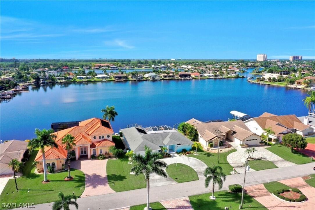 420 SW 52nd St., Cape Coral, FL 33914