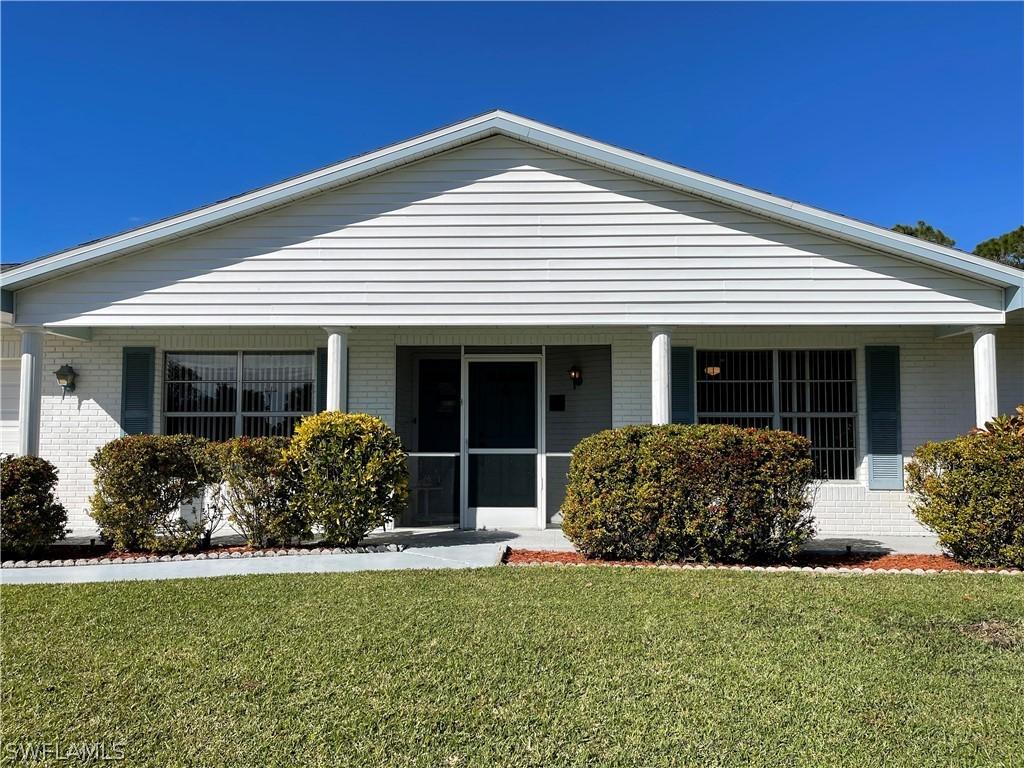 11 Calvin Ave., Lehigh Acres, FL 33936