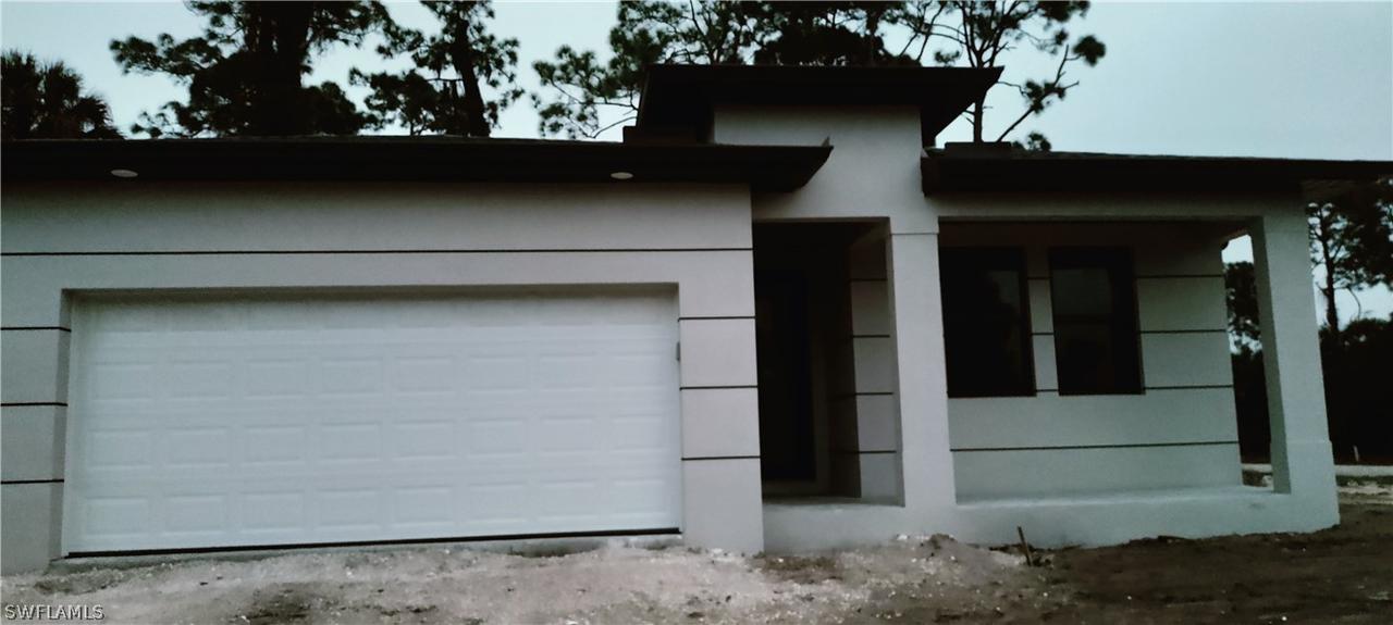 3704 Tracy St., Fort Myers, FL 33905