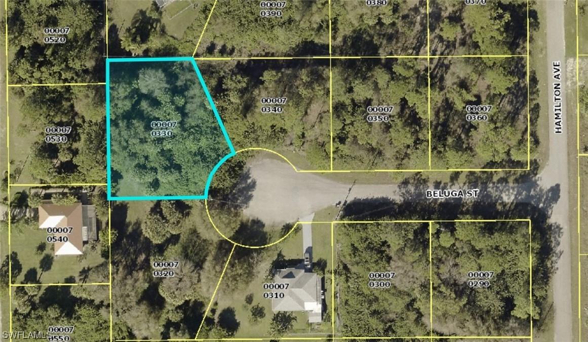 2906 Beluga St., Lehigh Acres, FL 33972