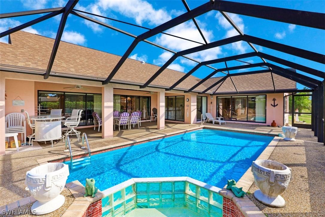 5208 SW 9th Pl., Cape Coral, FL 33914