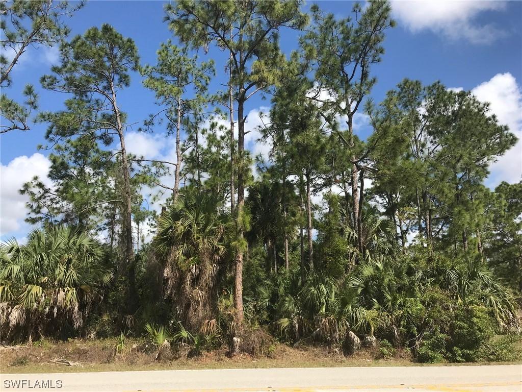 10th Ave., Naples, FL 34120