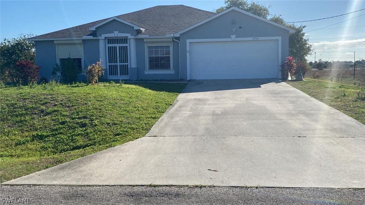 2701 Gilbert Ave., Lehigh Acres, FL 33973
