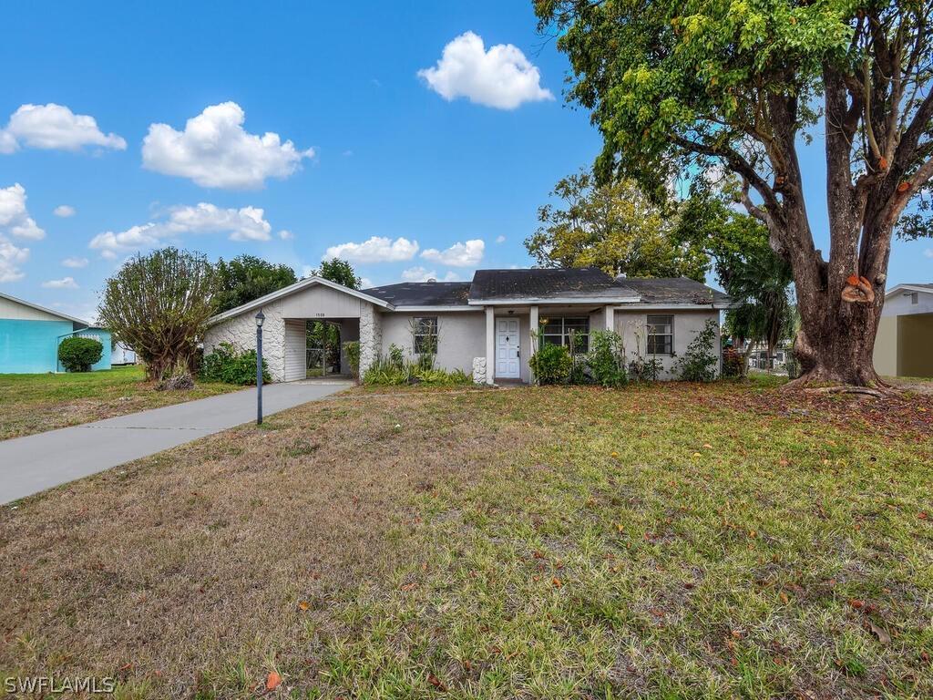 1508 Medford Pl., Lehigh Acres, FL 33936