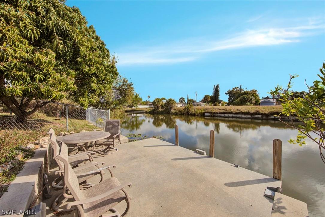 11 SE 16th Pl., Cape Coral, FL 33990