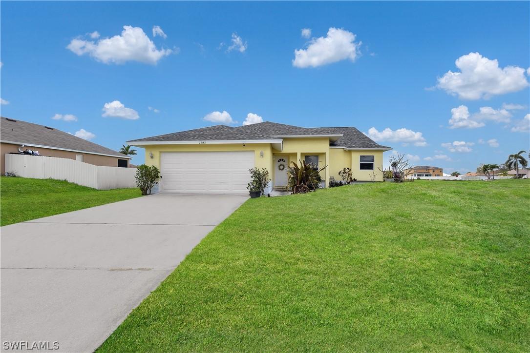 2042 NW 5th Ter., Cape Coral, FL 33993