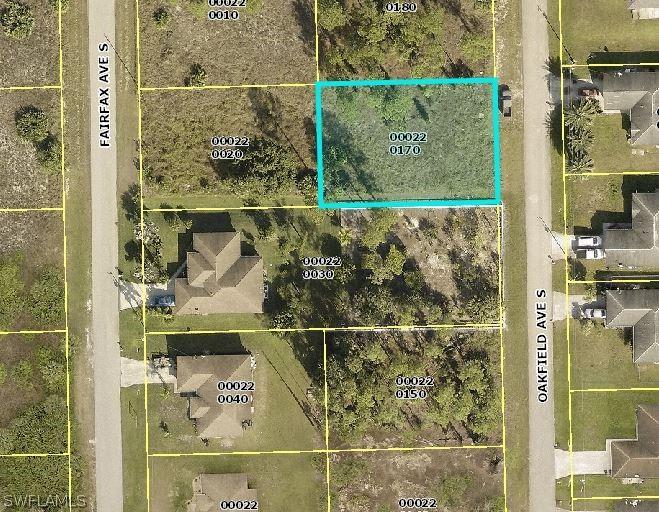 512 Oakfield Ave., Lehigh Acres, FL 33974