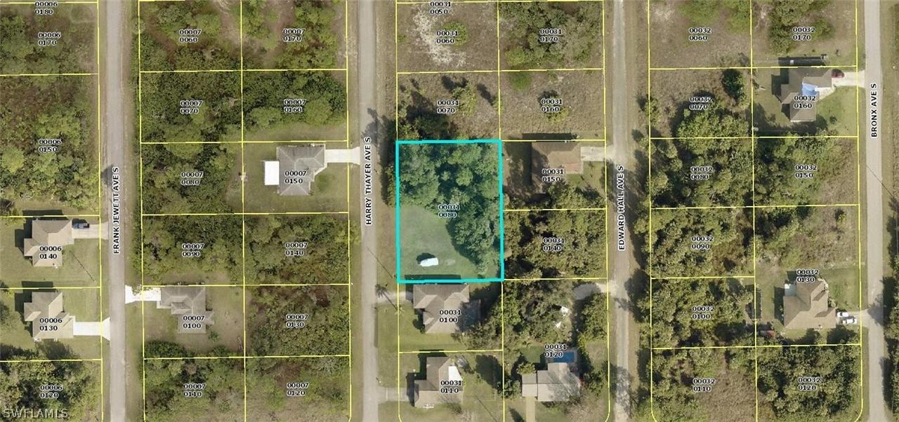 527 Harry Thayer Ave., Lehigh Acres, FL 33974