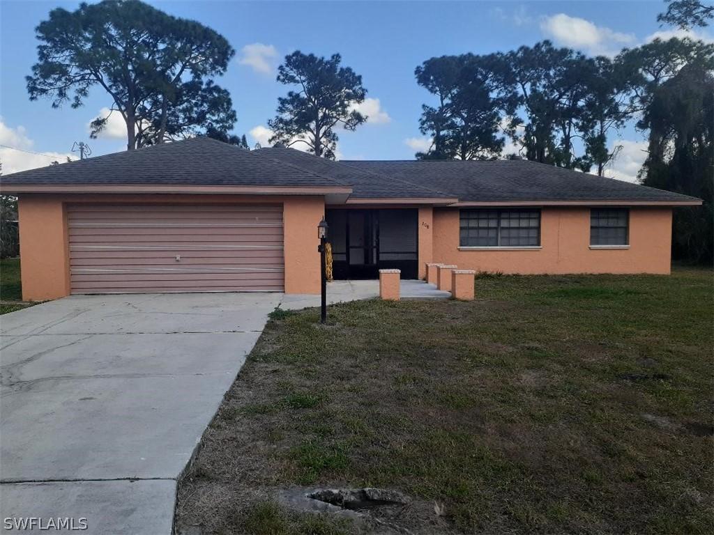 208 Roosevelt Ave., Lehigh Acres, FL 33936