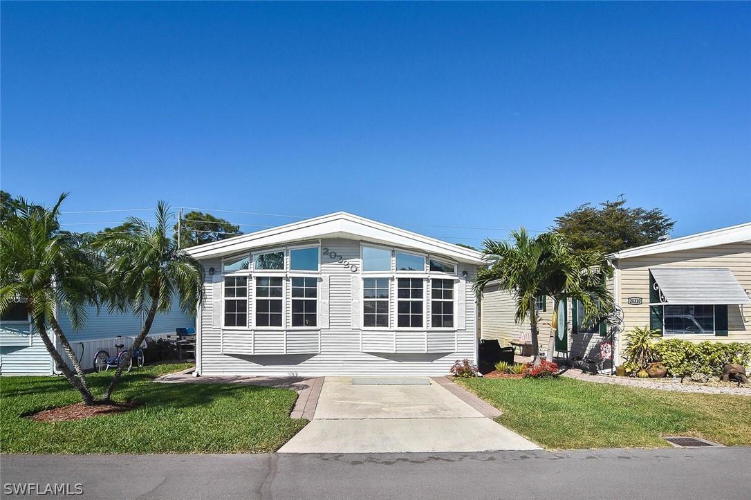 20320 Carriage Ct., Estero, FL 33928