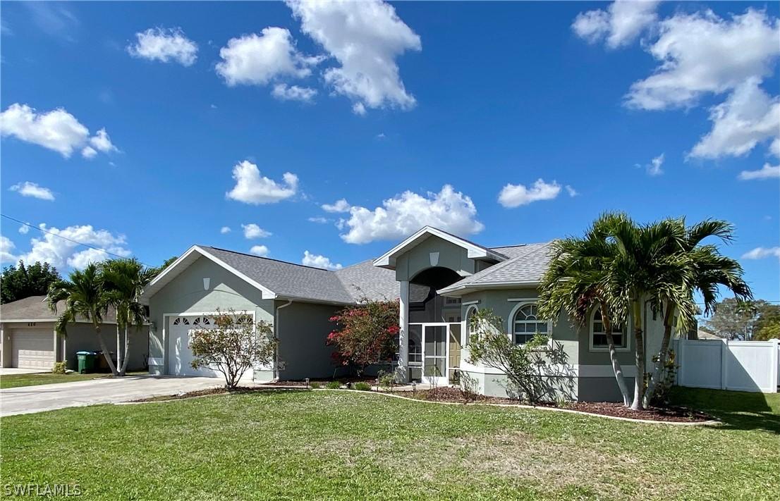 416 SE 13th Ave., Cape Coral, FL 33990