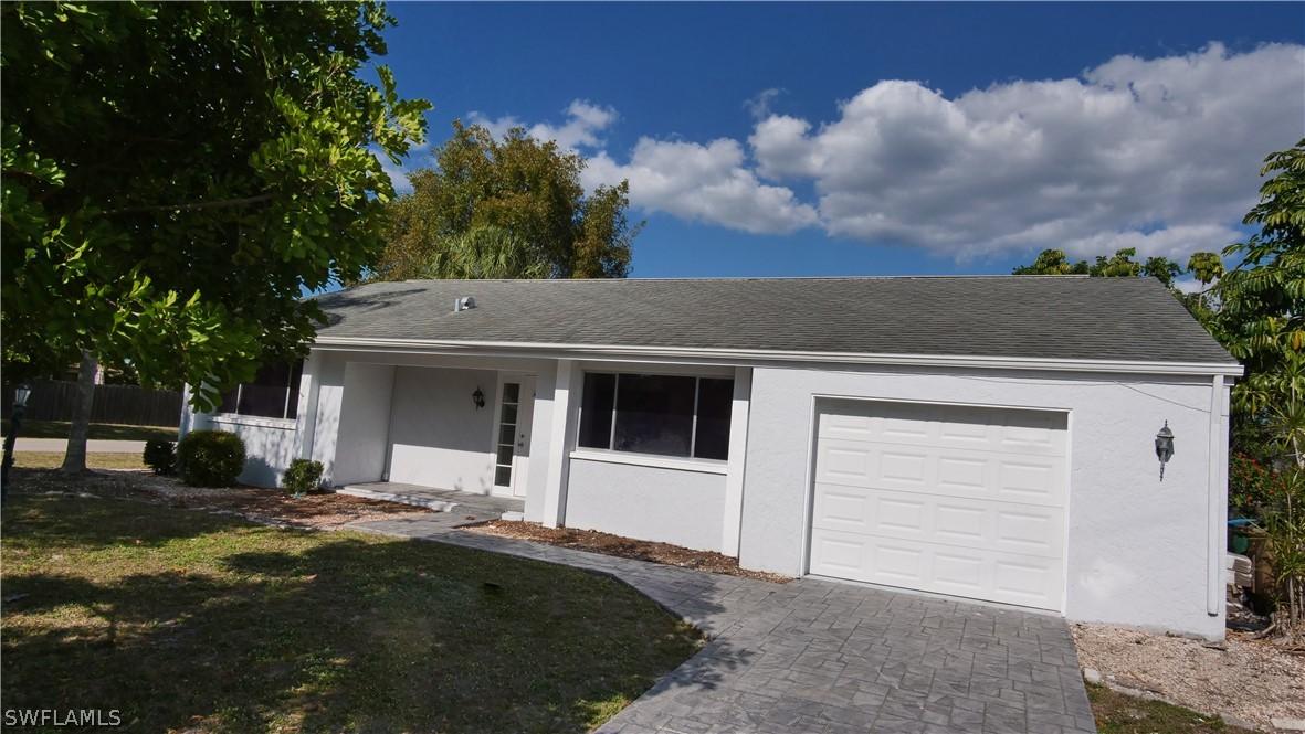 3801 SE 10th Ave., Cape Coral, FL 33904