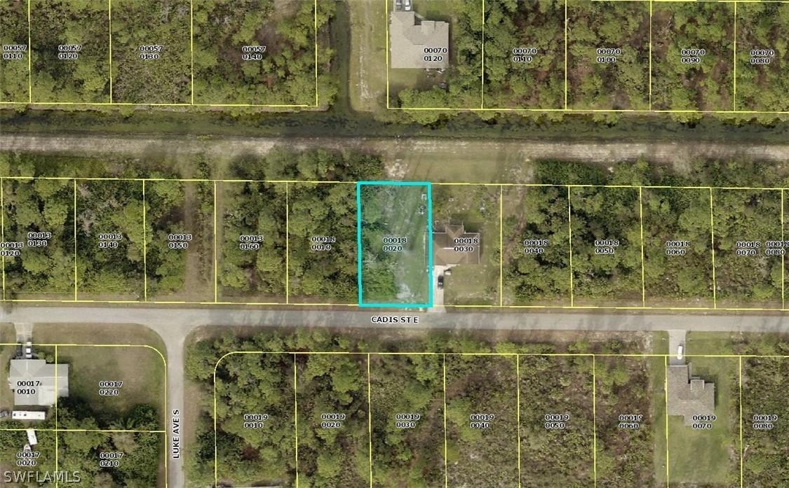 845 Cadis St., Lehigh Acres, FL 33936