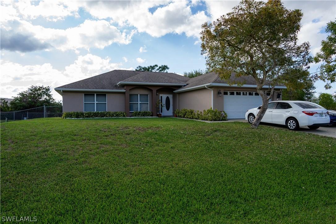 2803 Tena Ave., Lehigh Acres, FL 33971