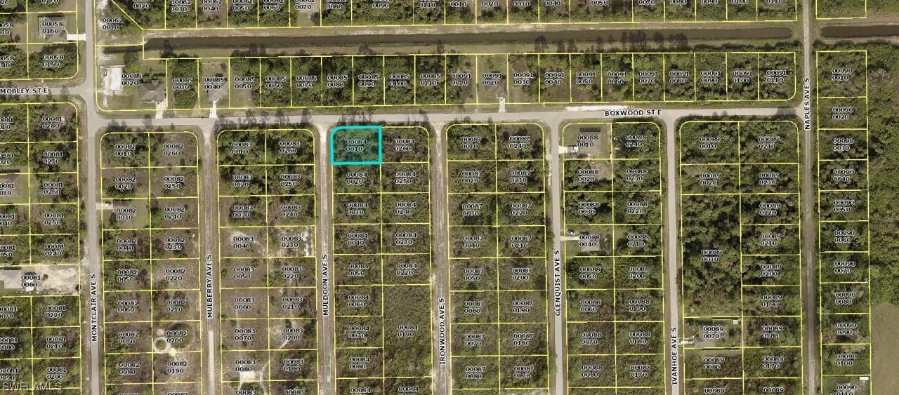 633 Muldoon Ave., Lehigh Acres, FL 33974