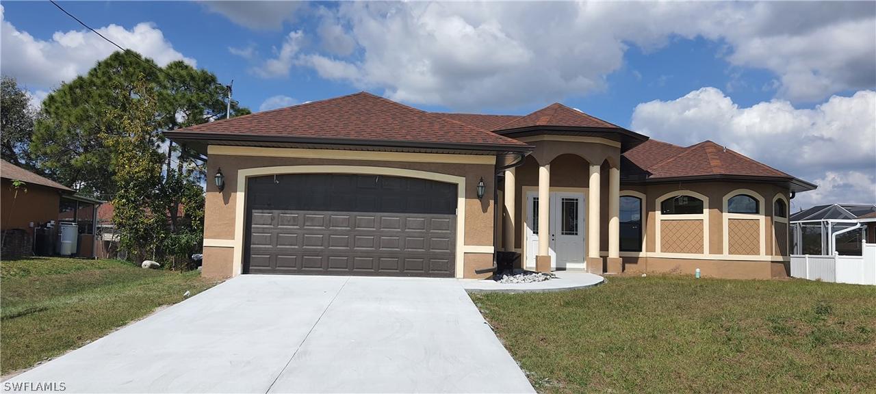 4306 14th St., Lehigh Acres, FL 33971