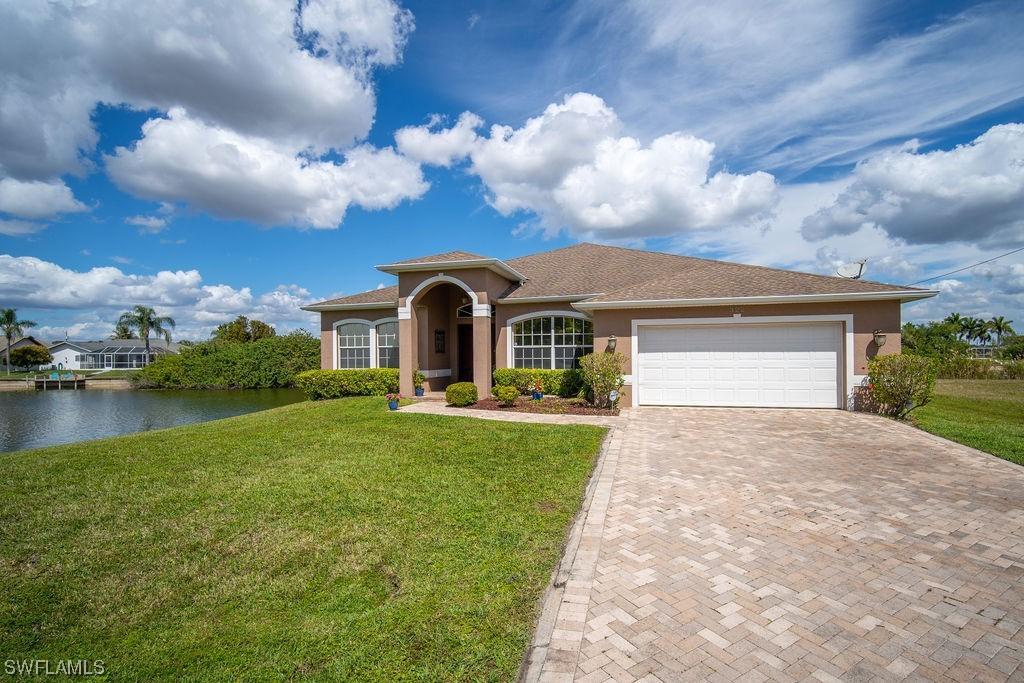322 NE 20th Ct., Cape Coral, FL 33909