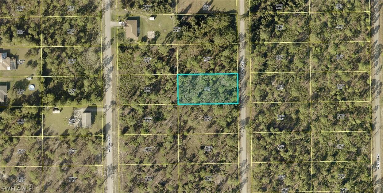 211 Louis Ave., Lehigh Acres, FL 33936