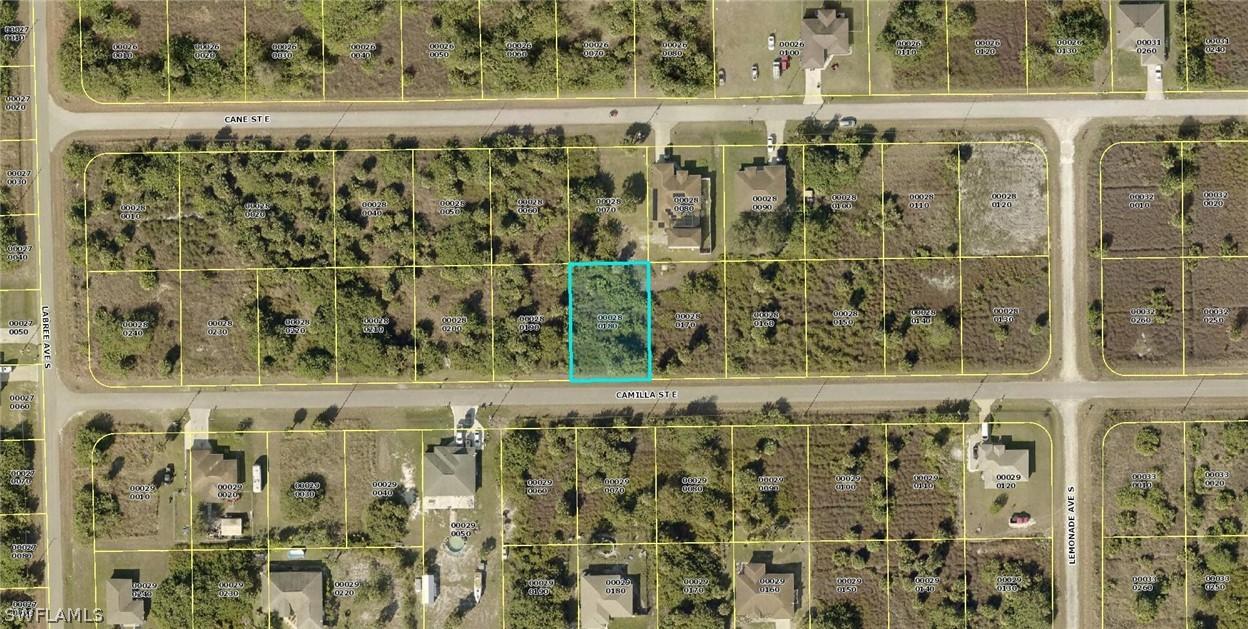 725 Camilla St., Lehigh Acres, FL 33974