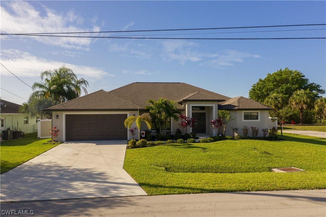 1702 SE 1st Ter., Cape Coral, FL 33990