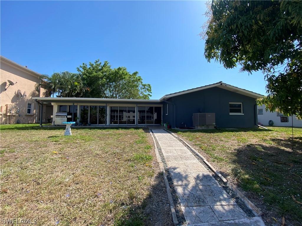 1313 SE 40th Ter., Cape Coral, FL 33904