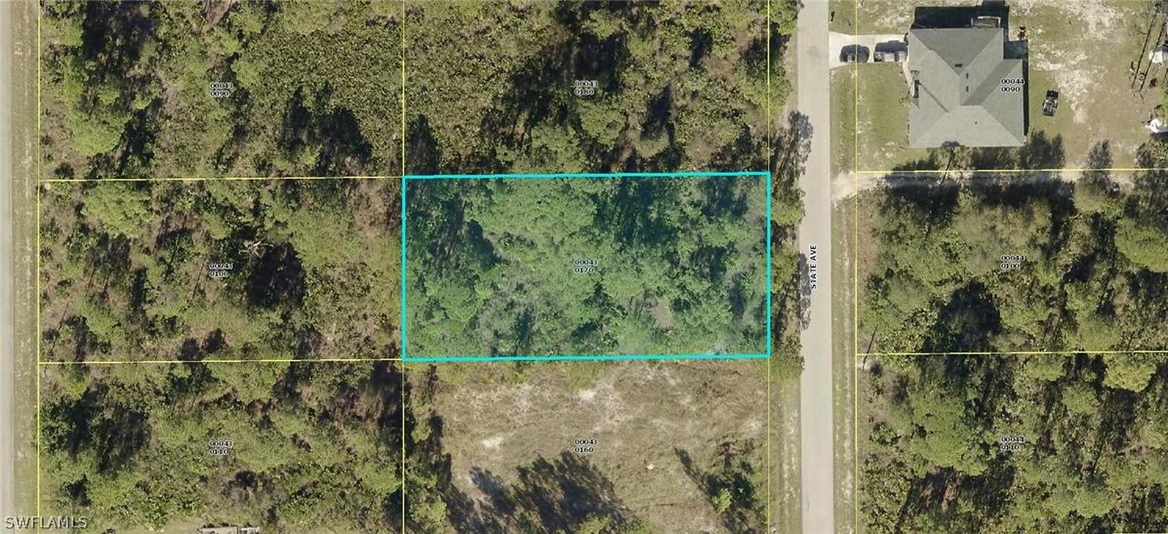 1107 State Ave., Lehigh Acres, FL 33972