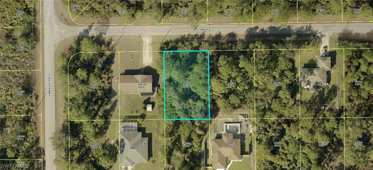 824 Clow St., Lehigh Acres, FL 33974