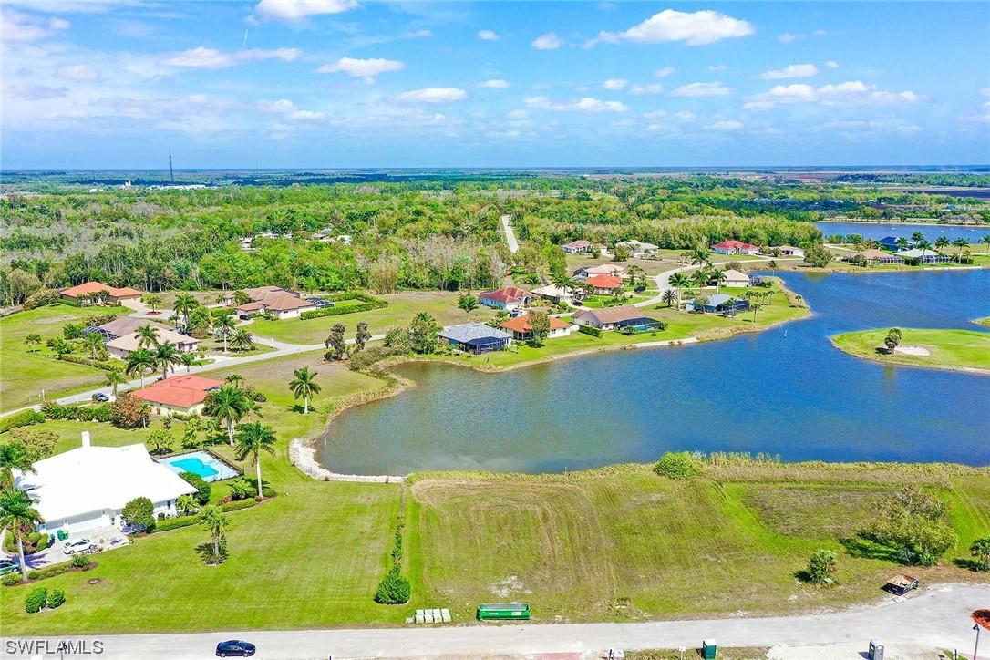 18013 Sandtrap Dr., Naples, FL 34114