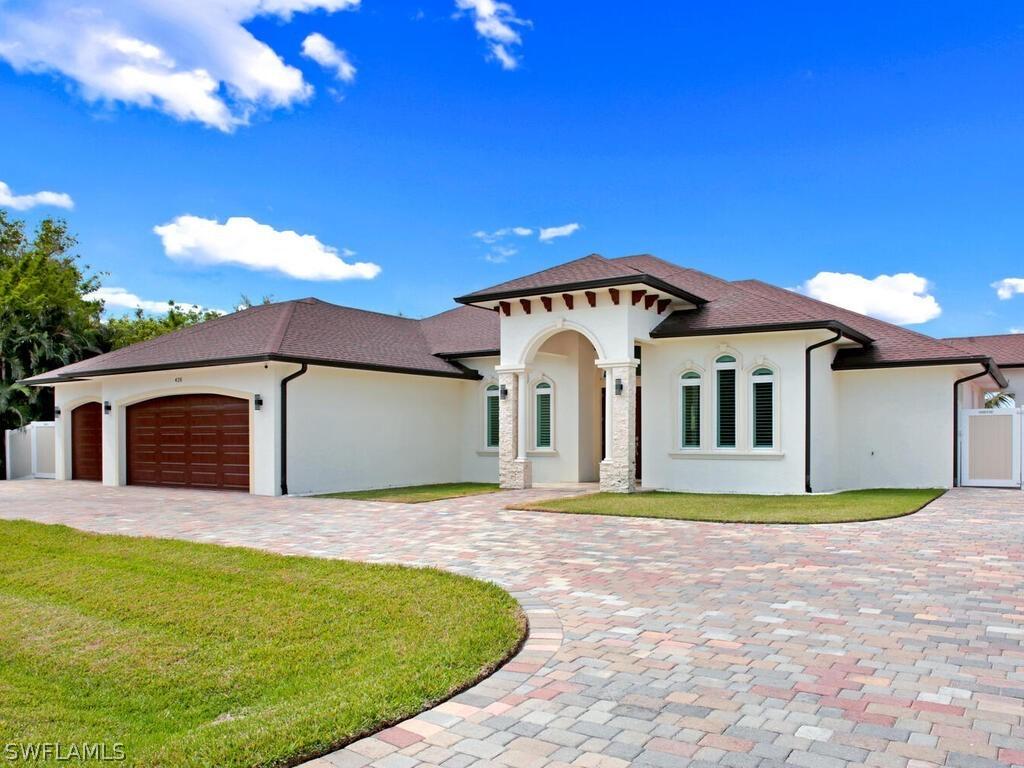 420 SW 7th Ct., Cape Coral, FL 33991