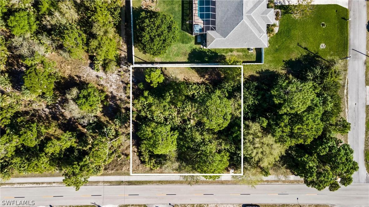 905 E 6th St., Lehigh Acres, FL 33972