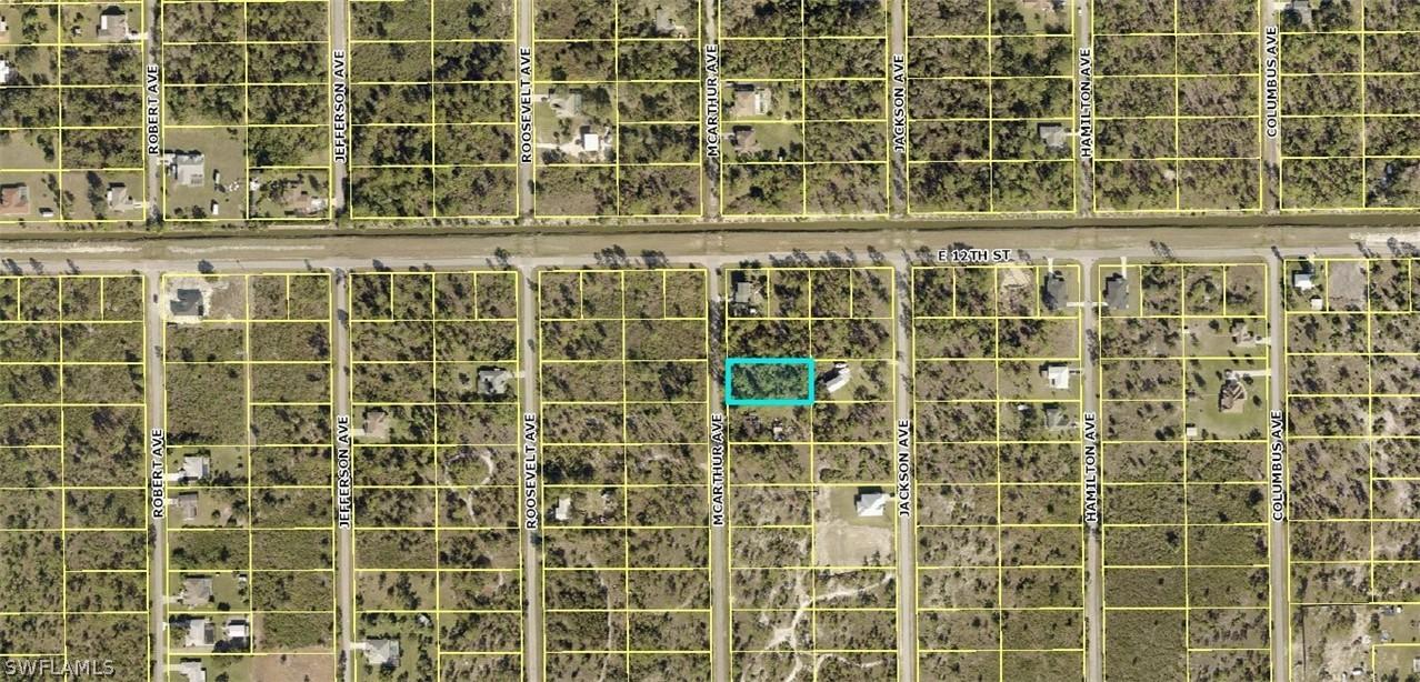 1120 Mcarthur Ave., Lehigh Acres, FL 33936