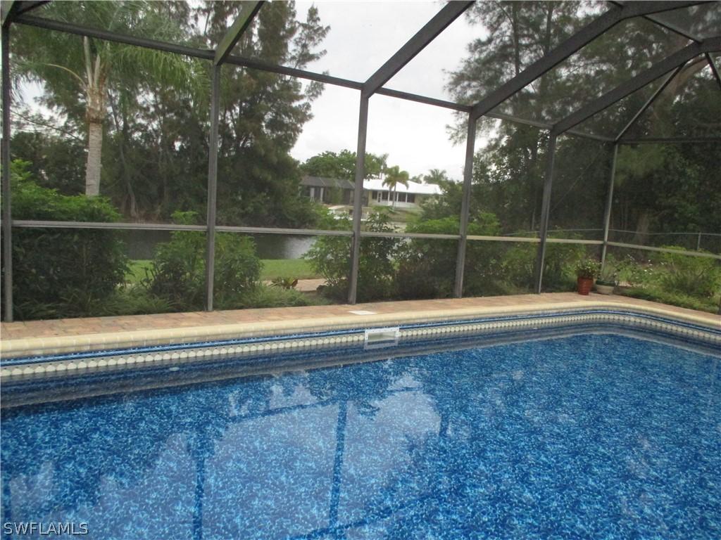 415 SW 21st St., Cape Coral, FL 33991