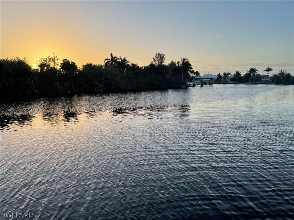 1833 NW 38th Ave., Cape Coral, FL 33993