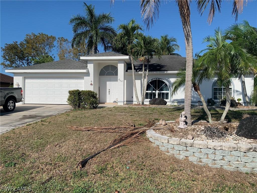 608 SE Santa Barbara Pl., Cape Coral, FL 33990