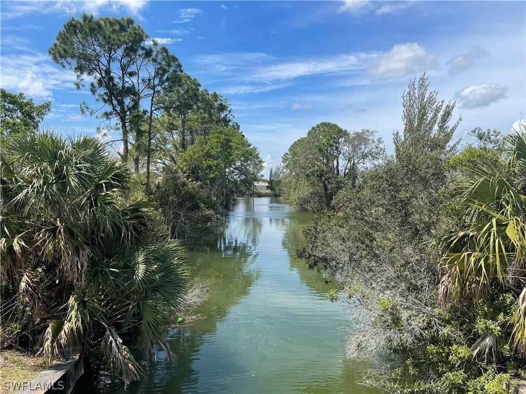 1613 NE 33rd Ter., Cape Coral, FL 33909