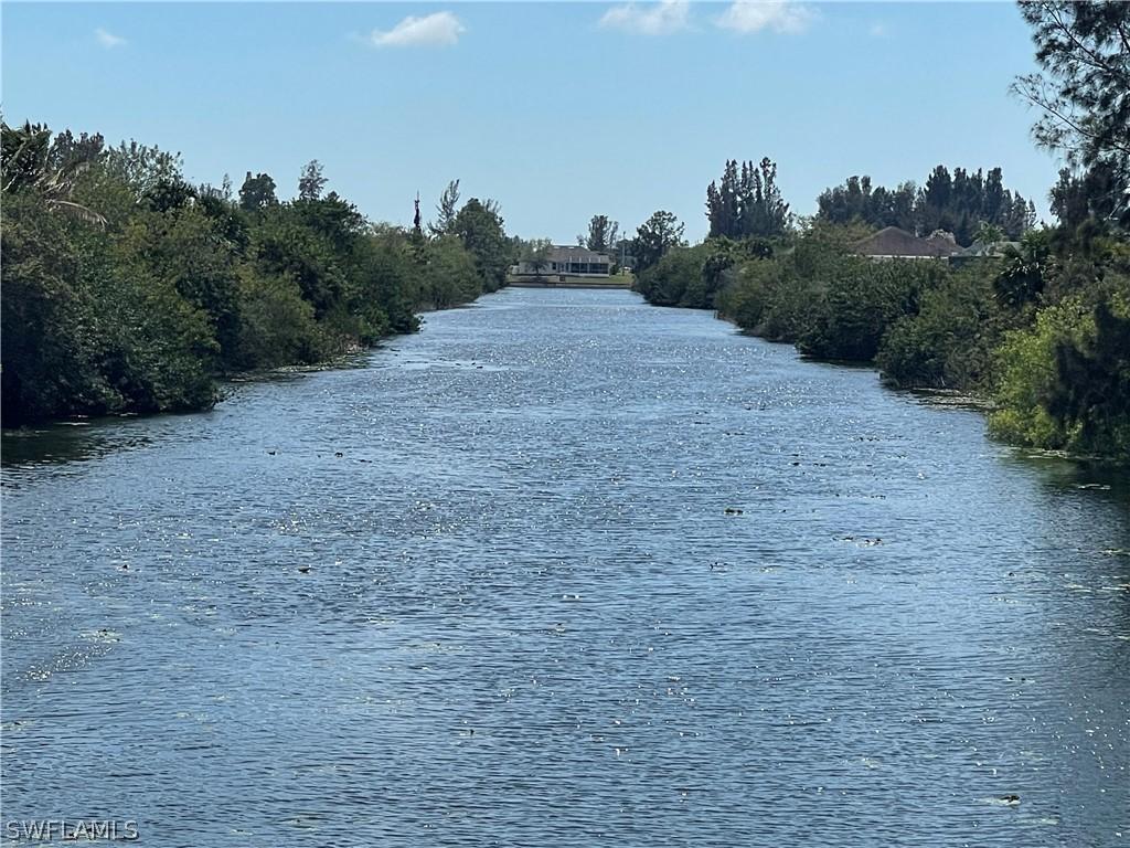 2125 NE 5th Pl., Cape Coral, FL 33909