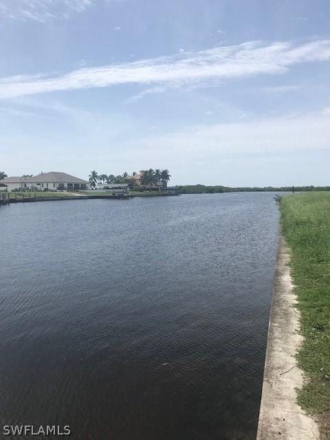 932 Old Burnt Store Rd., Cape Coral, FL 33993