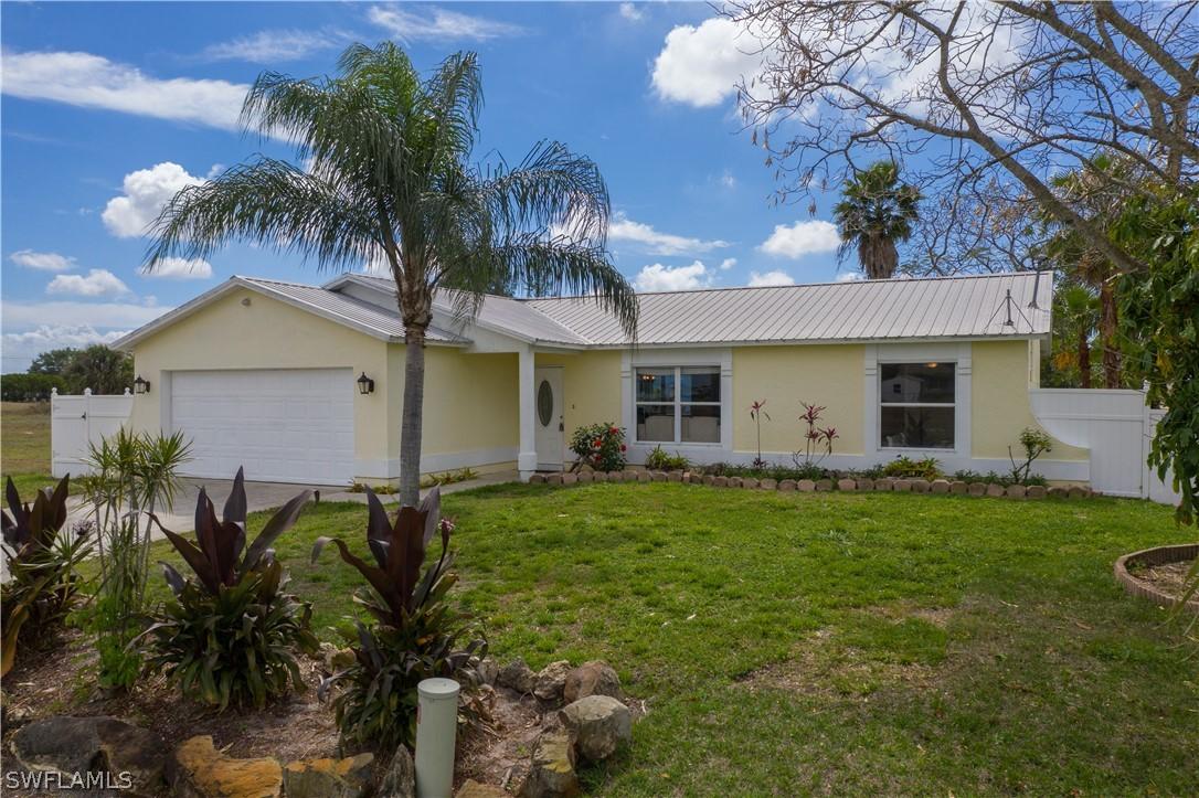 102 NE 11th St., Cape Coral, FL 33909
