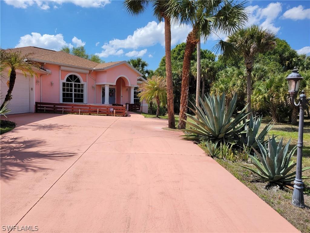 511 North Ave., Lehigh Acres, FL 33972