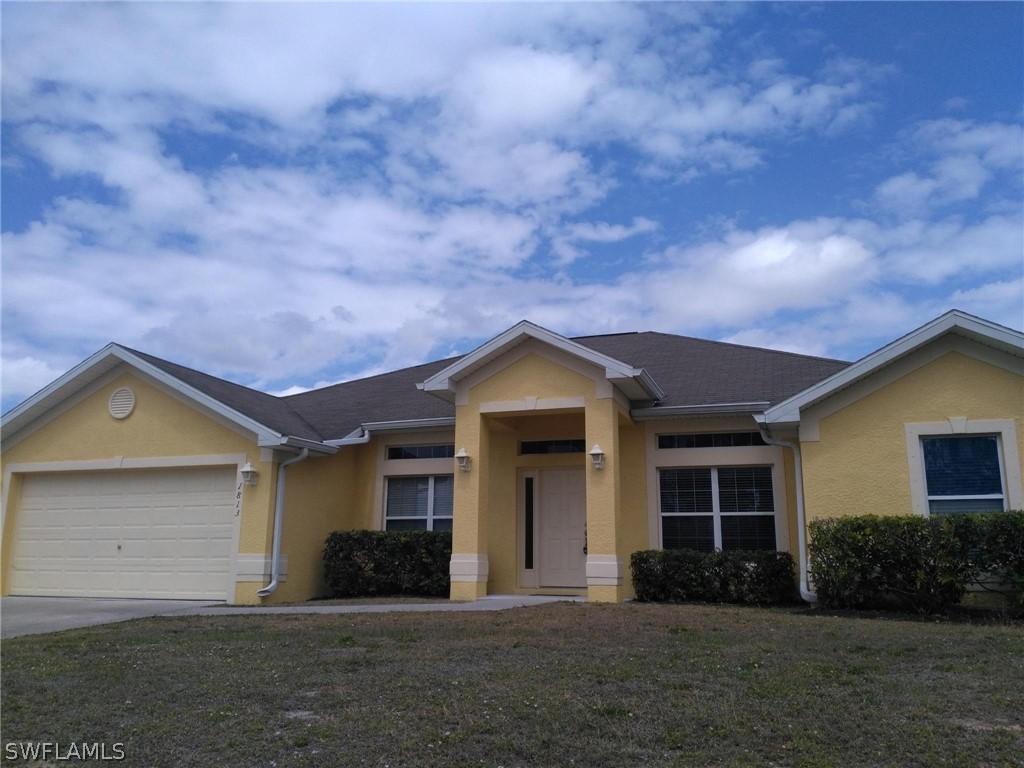 1813 SW 28th Ln., Cape Coral, FL 33914