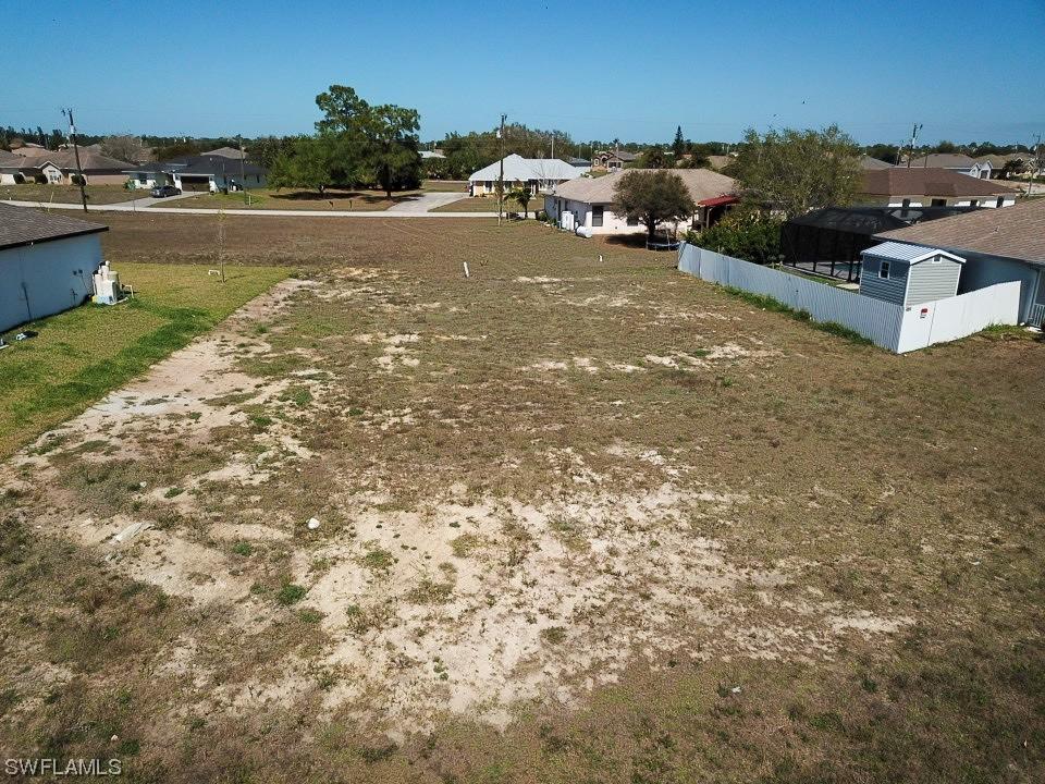 513 NW 26th Ter., Cape Coral, FL 33993