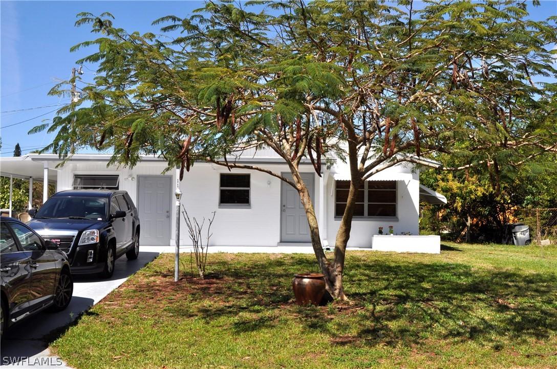 1115 Navajo Ave., Lehigh Acres, FL 33936