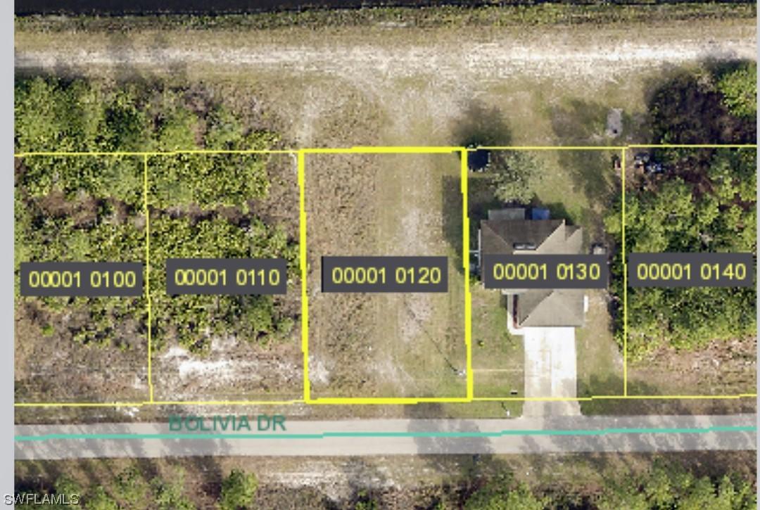 937 Bolivia Dr., Lehigh Acres, FL 33974