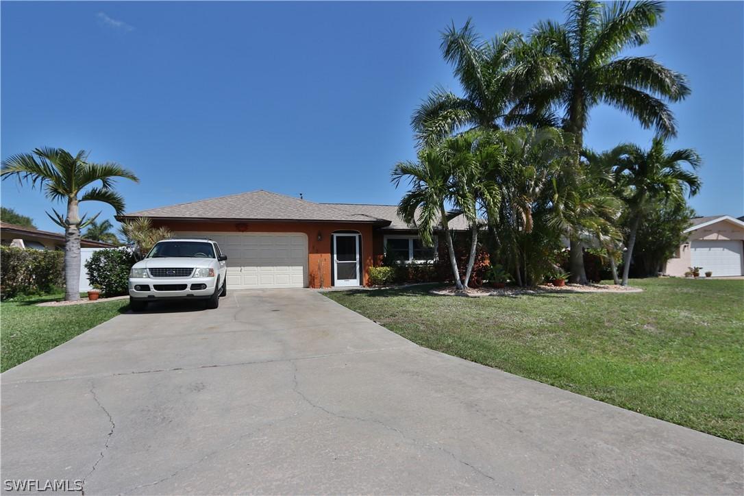 1311 SE 27th Ter., Cape Coral, FL 33904