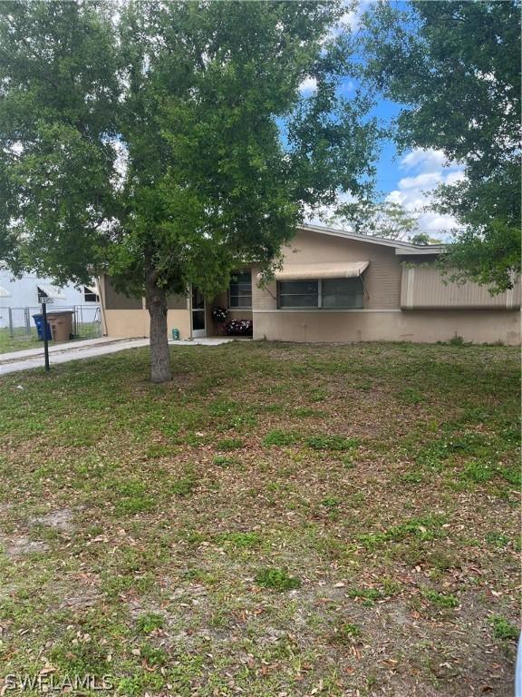 18 Alcala Ave., Lehigh Acres, FL 33936