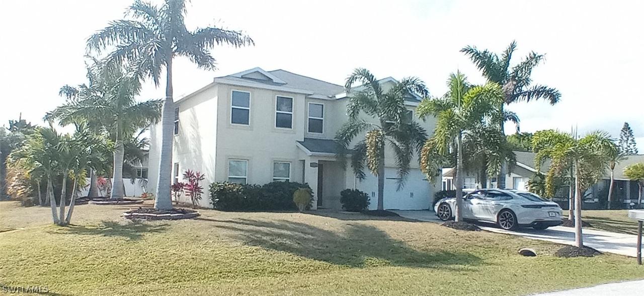 3014 SW 8th Ct., Cape Coral, FL 33914