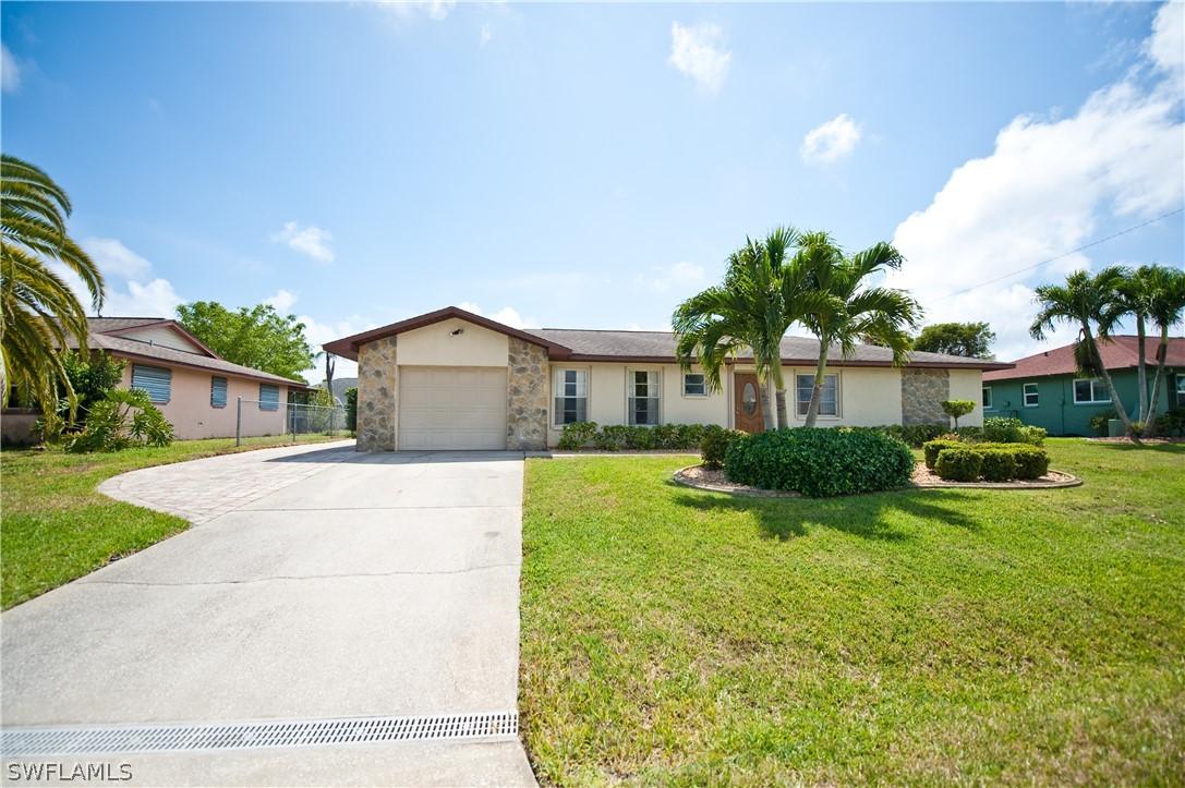 1112 SE 33rd St., Cape Coral, FL 33904