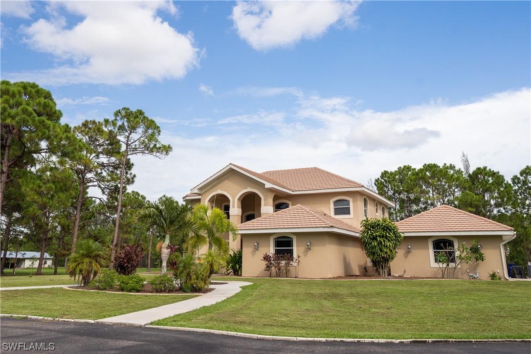 12781 Palmetto Pines Dr., Cape Coral, FL 33909
