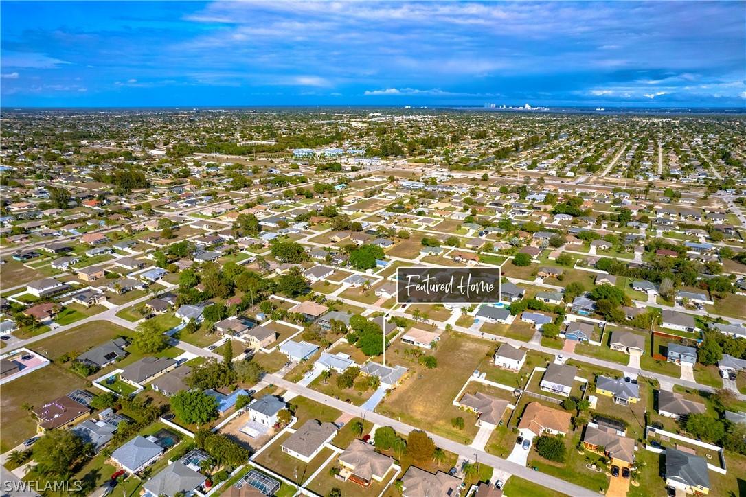 1729 SW 3rd Pl., Cape Coral, FL 33991